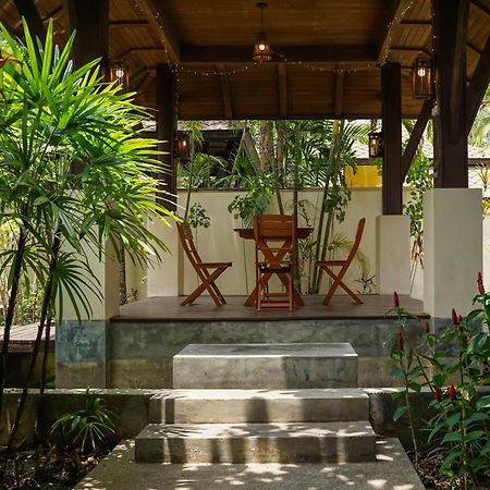 Large 4 Bed Villa Short Walk To Maenam Beach Mae Nam Buitenkant foto